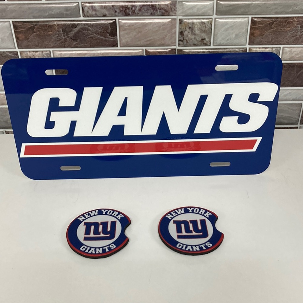 New York Giants License Plate With CupHolder Inserts